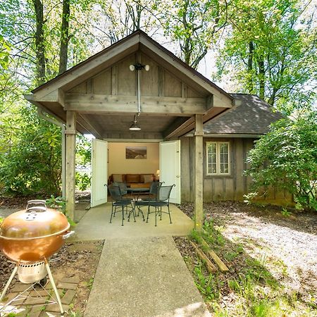 Love Ridge Mountain Lodging Lyndhurst Extérieur photo