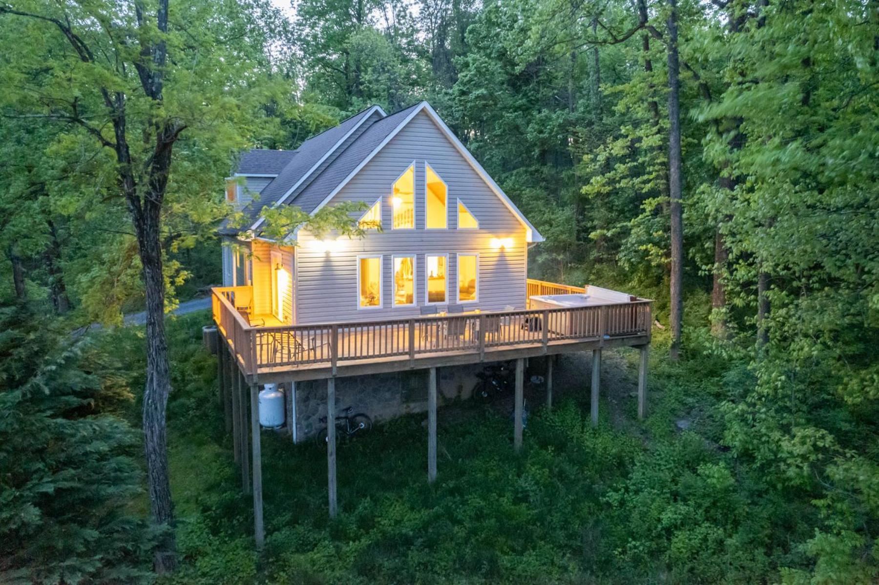 Love Ridge Mountain Lodging Lyndhurst Extérieur photo