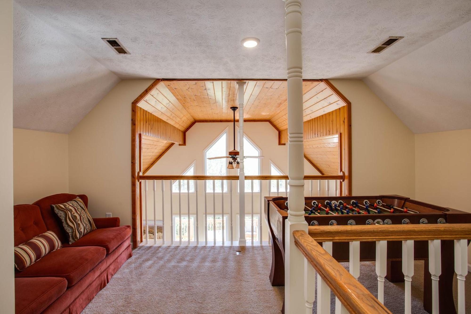 Love Ridge Mountain Lodging Lyndhurst Extérieur photo