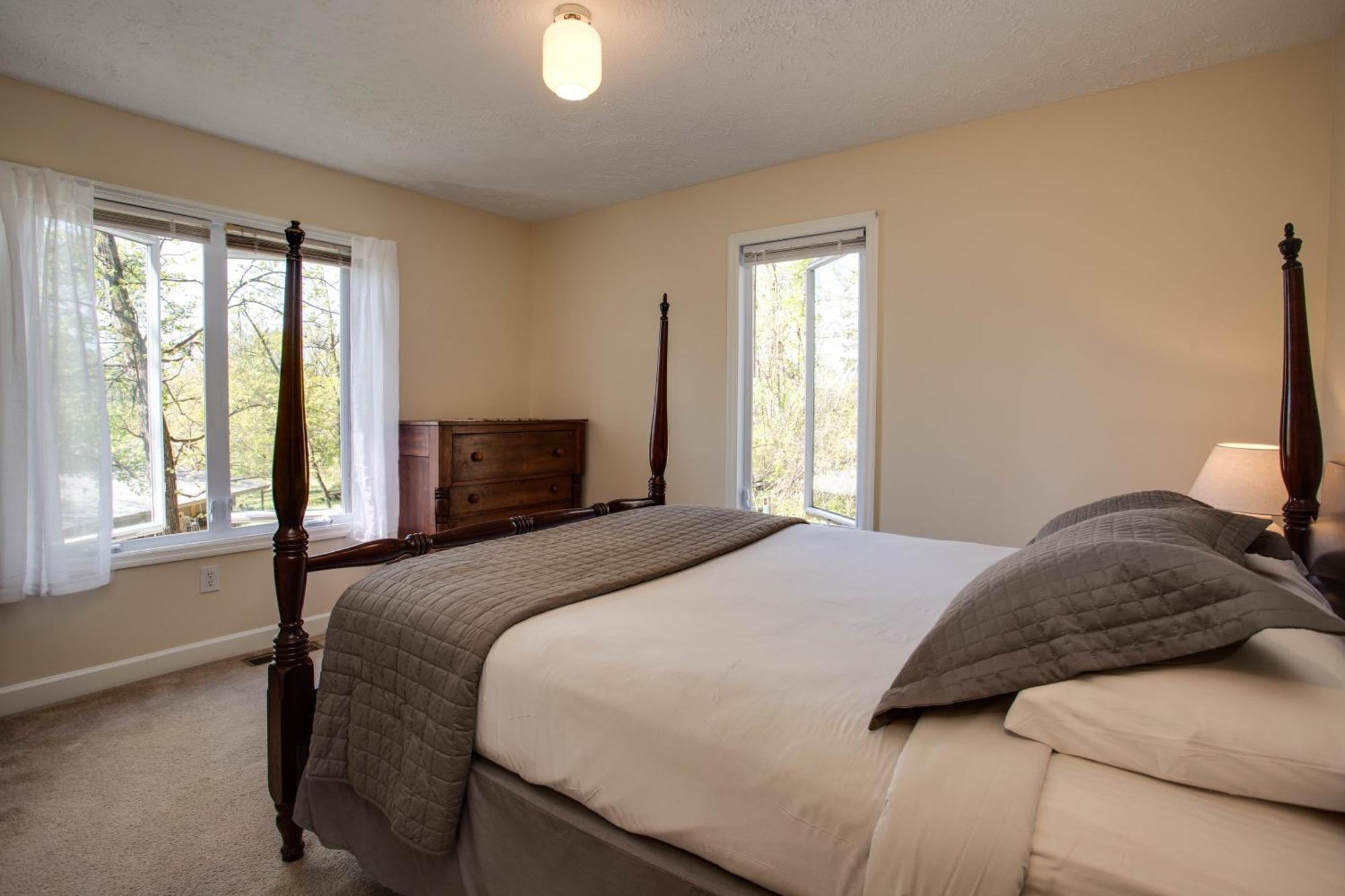 Love Ridge Mountain Lodging Lyndhurst Extérieur photo